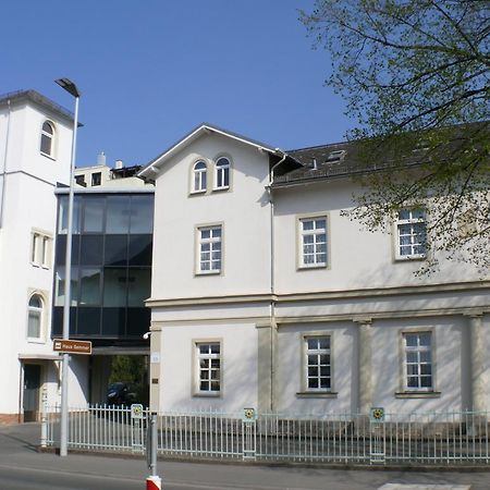 Hotel Garni - Haus Gemmer كوبورغ المظهر الخارجي الصورة